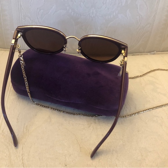 $650 Gucci new style sunglasses with detachable chain new in case - Picture 7 of 12